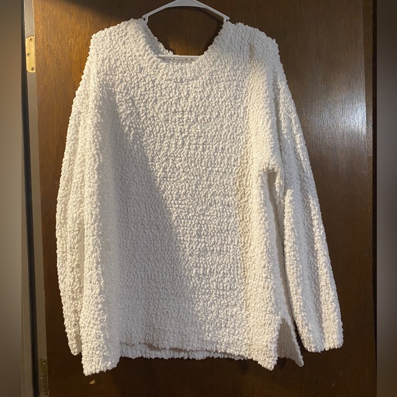 Women’s Tunic Sweater - Picture 2 of 8